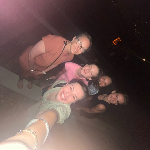 Meet your Posher, Autum - Picture 5 of 5